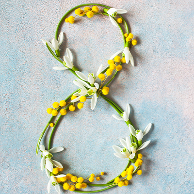 Celebra la festa della donna