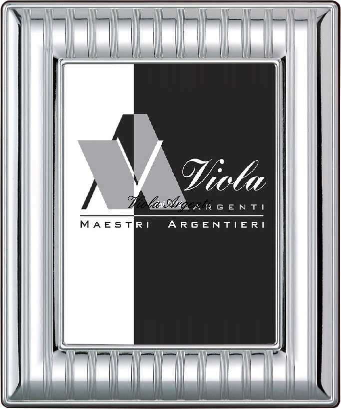 Pinstripe frame