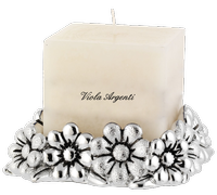 White daisy candle holder