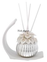Calla fesoni perfumer with stylized arch base