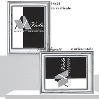 Cornice liscia angoli martellata