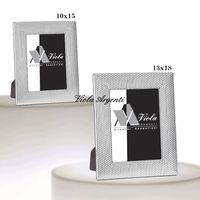 Wide band frame with hexagons