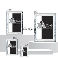 Cornice mossa con interno quadretti