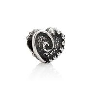 Charm twirl heart of love