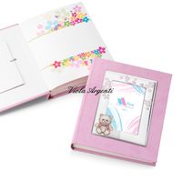 Album with pink bear frame