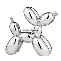 Silver balloon dog