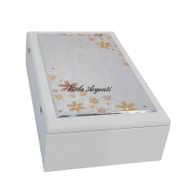 Scatola portagioie bianca con lastra decorativa a fiori - 4