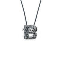 Collana con iniziale B