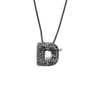 Collana con iniziale D