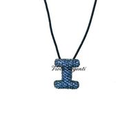 Collana con iniziale I