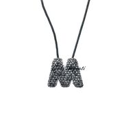 Collana con iniziale M