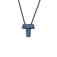 Collana con iniziale T