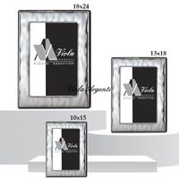 Cornice argento effetto mosso