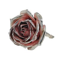 Rosa media madreperla e rosa