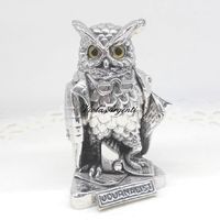 Journalist owl
