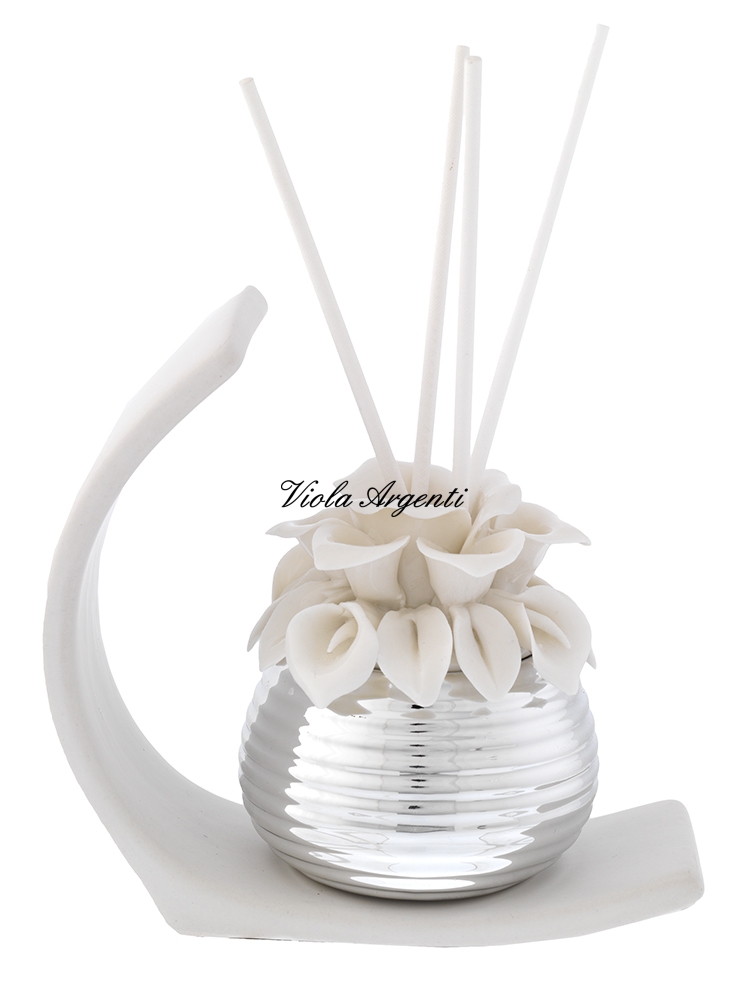 Ribbed calla perfumer with stylized arch base di . Argento online