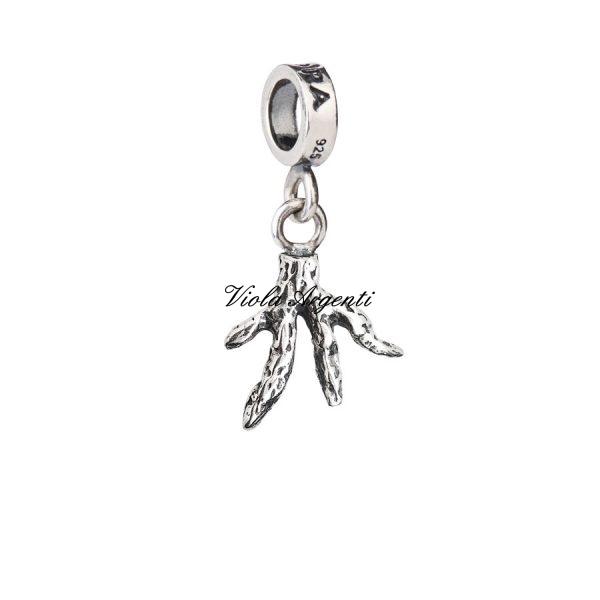 Coral pendant charms di Tedora. Argento online