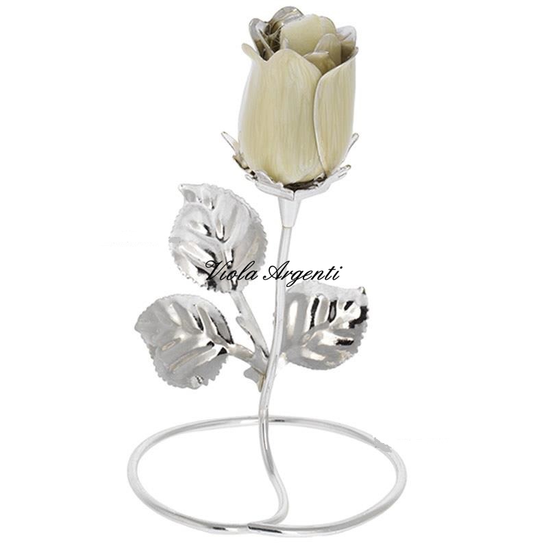 White rose with fragrant bud di Viola Argenti. Argento online