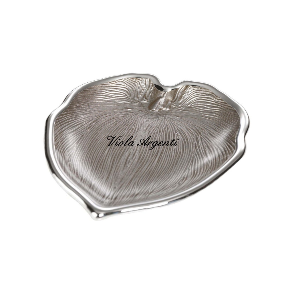 Sand palm leaf plate
