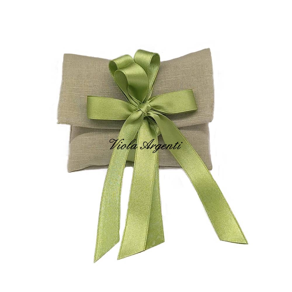 Green linen envelope di Viola Argenti. Argento online