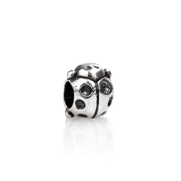 Ladybug charm di Tedora. Argento online