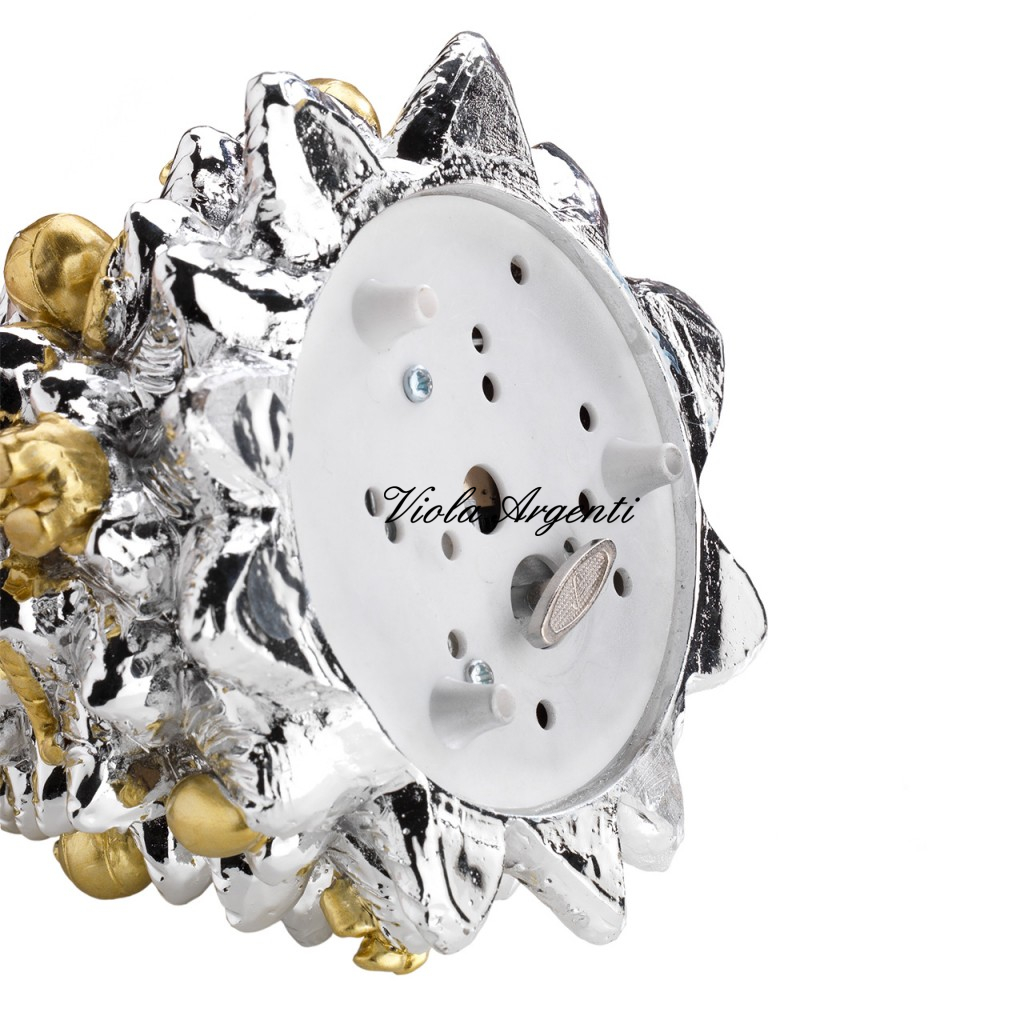 Scultura Albero di Natale in Resina Argentata con Decorazioni Oro Satinato e Carillon 