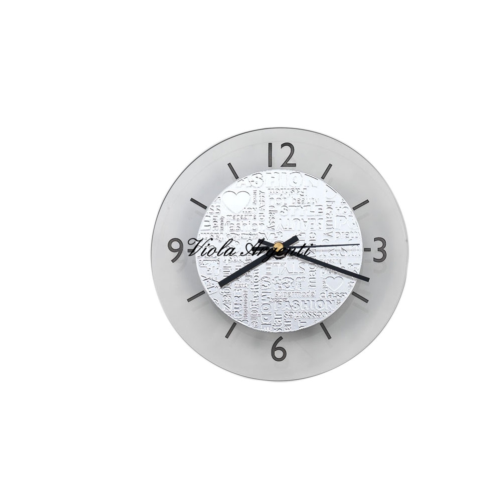 Orologio da tavolo TIME - FASHION di . Argento online