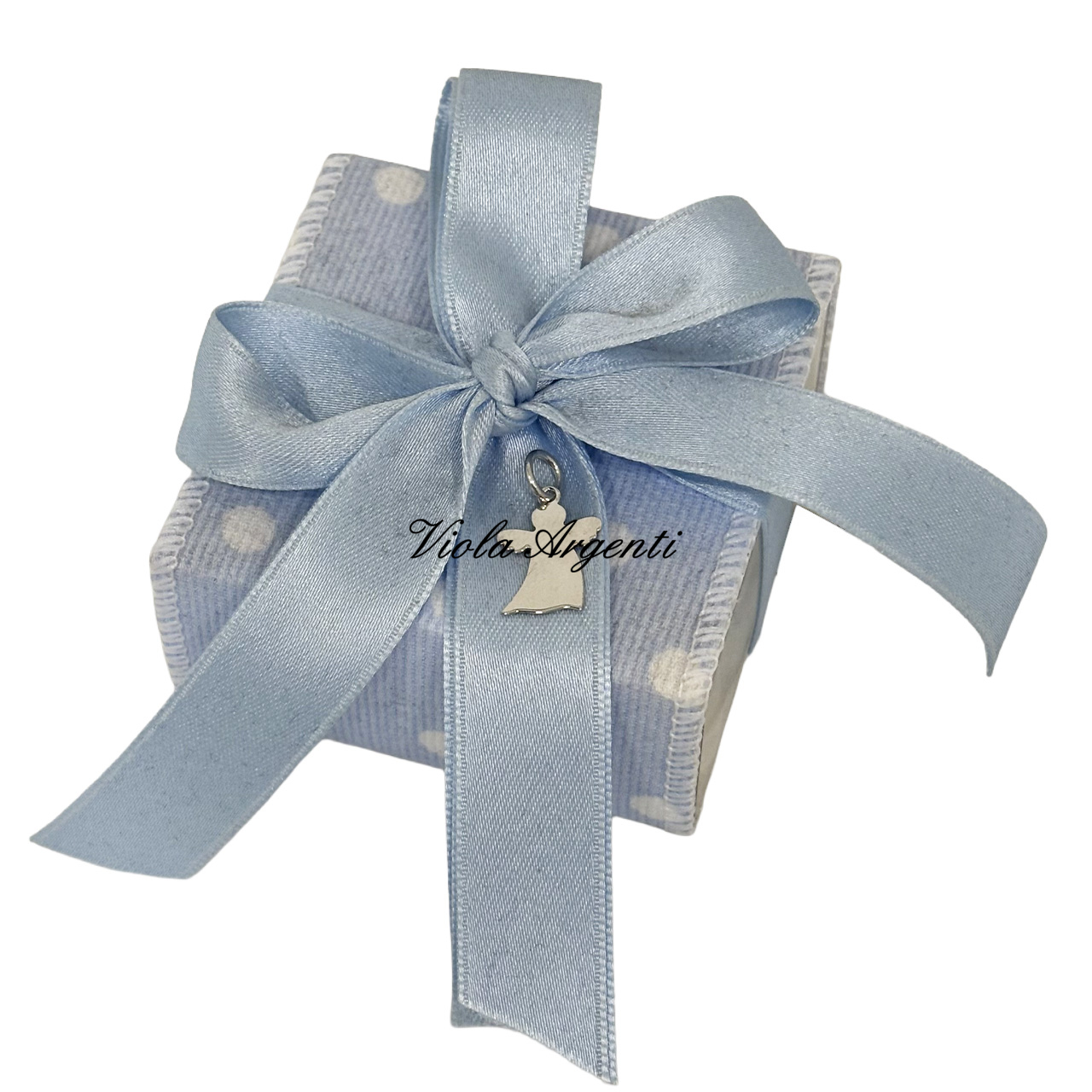 Favor with silver pendant