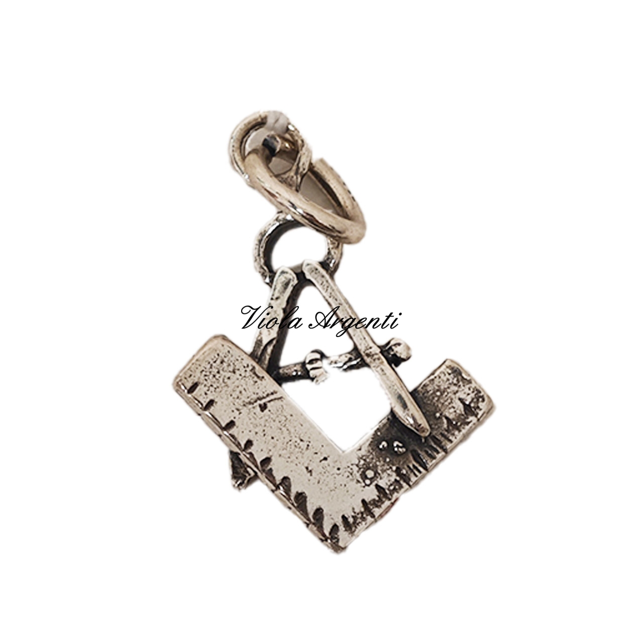 Team compass pendant