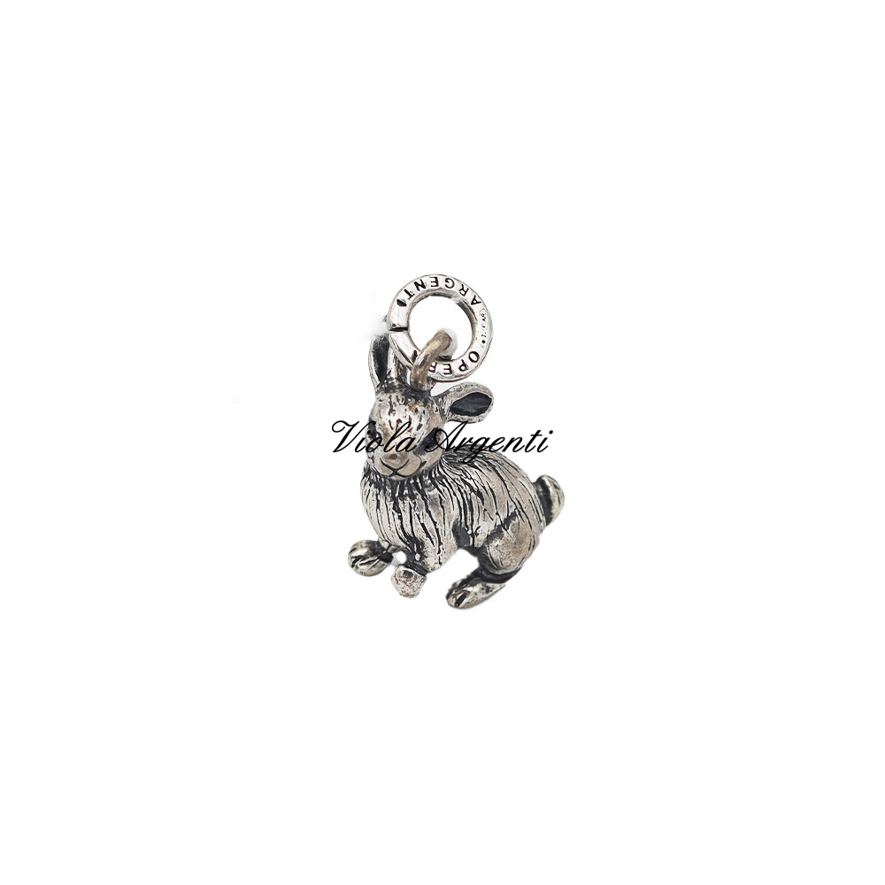 Rabbit Pendant di . Argento online