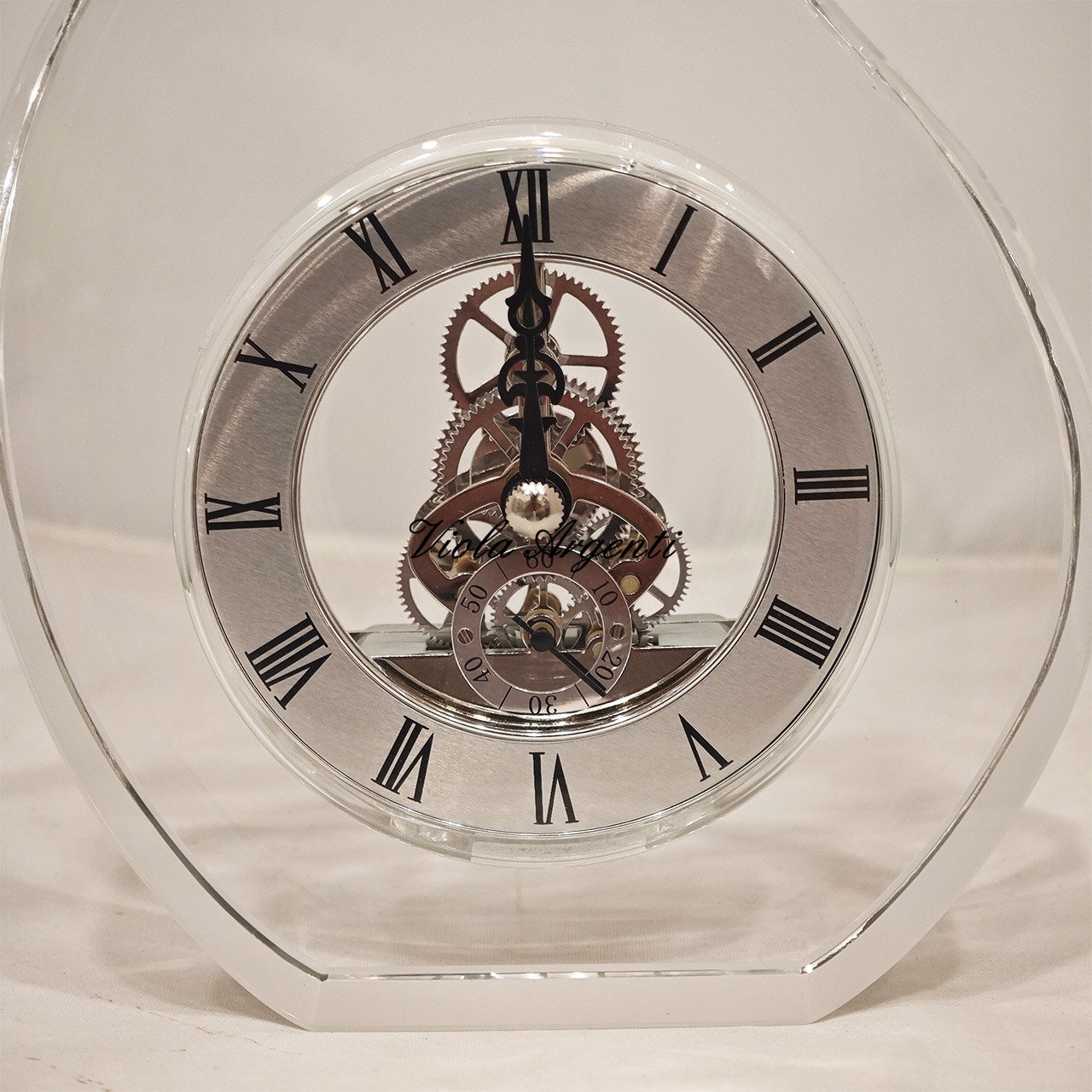 Crystal drop clock