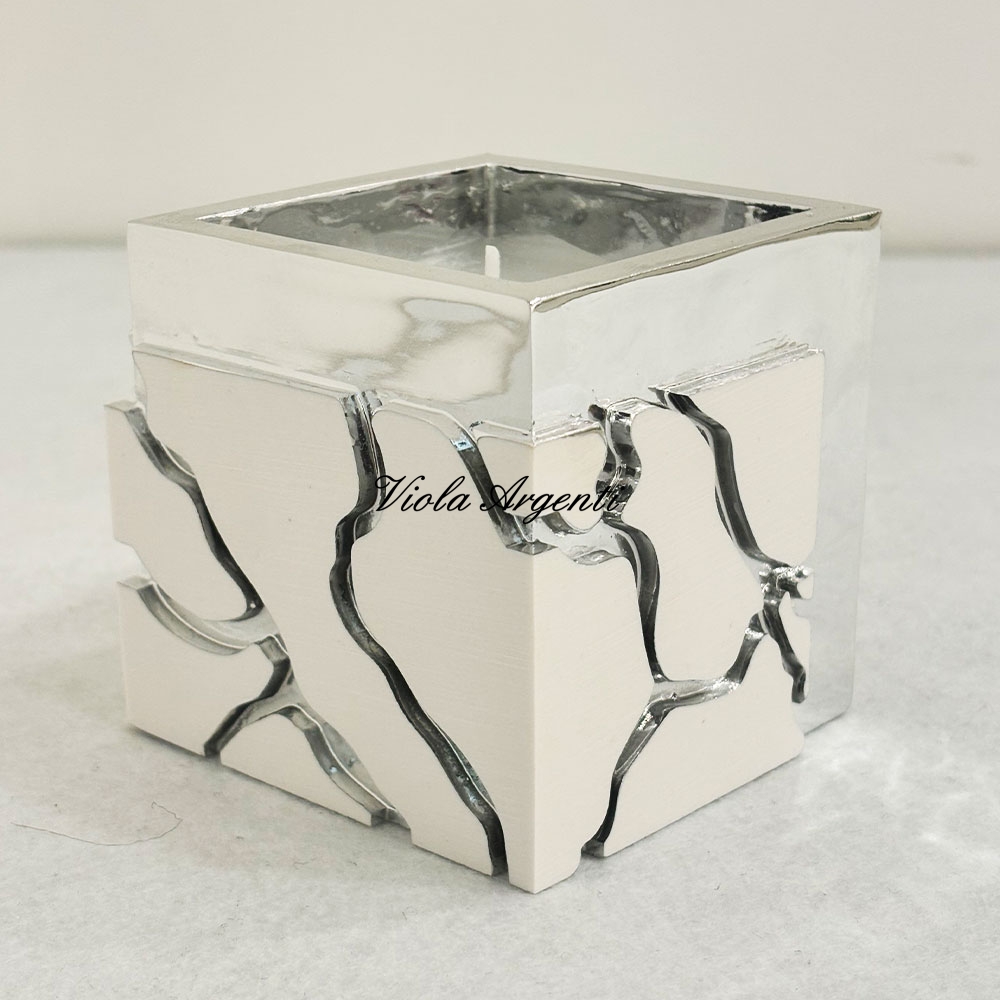 Kintsugi candle in silver