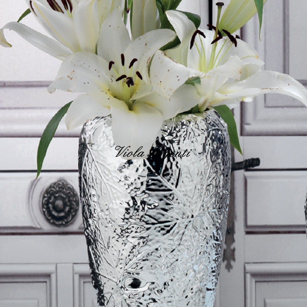 Silver vase with leaves - 2